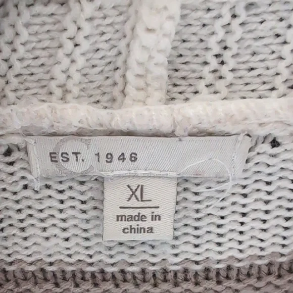 Elegant Beige and Cream Women's Cardigan - Picture 2 of 4